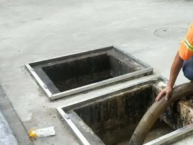 阿拉尔化粪池清理